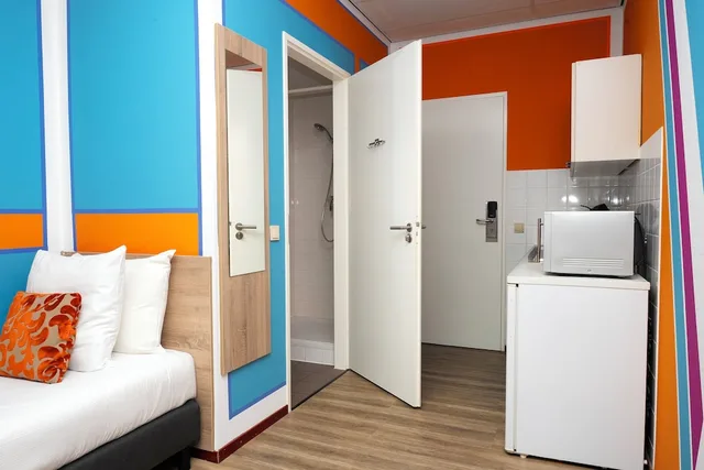 Room, Single, Amsterdam Teleport Hotel 6/11