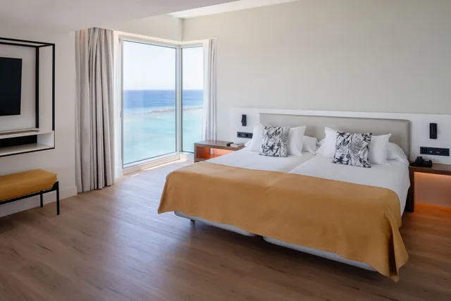 Suite Sea View Single Use، Arrecife Gran Hotel and Spa 1/6