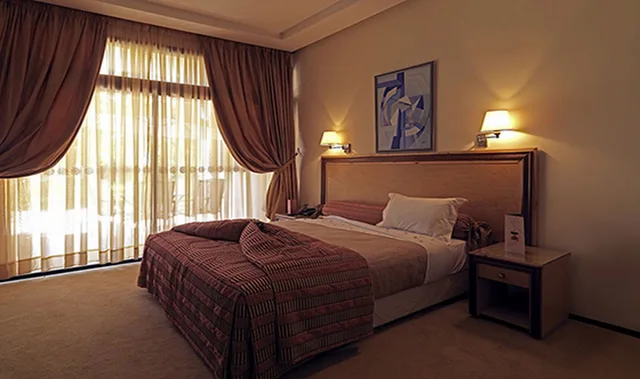 غرفة بريميوم بسرير مزدوج، Terminus City Center Oujda 2/2