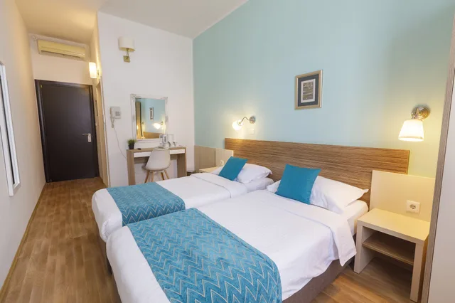غرفة قياسية بسرير كوين، Annex Building Art Hotel 4/10