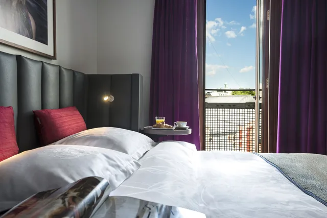 Essential, Queen Bed، Berns Hotel 6/10