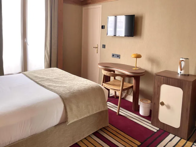 غرفة كلاسيكية بسرير مزدوج، Hotel Mercedes 5/10
