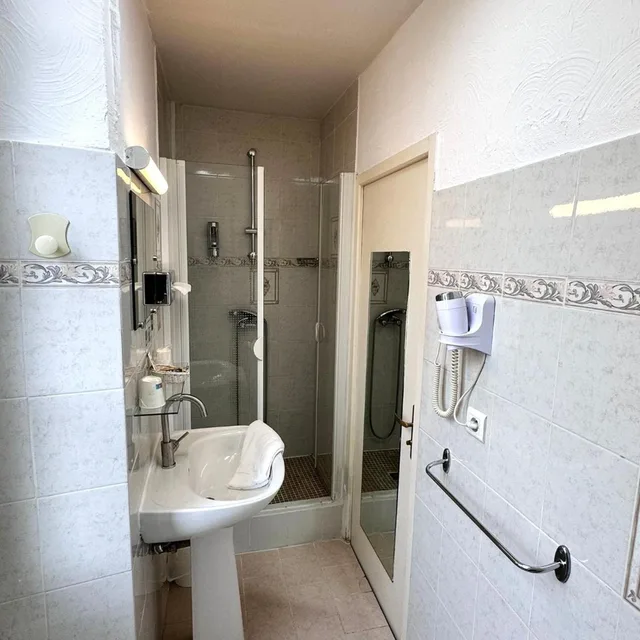 غرفة قياسية بسرير مزدوج، Le Relais Imperial 5/6