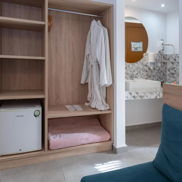 Junior Suite, Shared Pool، Delfinia Resort Hotel - All Inclusive 6/8
