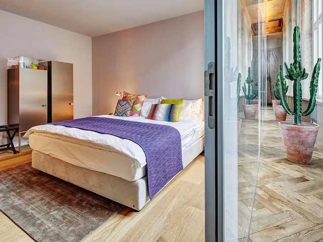 Medium, Superior, King Bed، Hotel Restaurant Anker Luzern 1/2