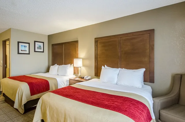 غرفة قياسية بسريرين كوين، Comfort Inn Lexington 1/8