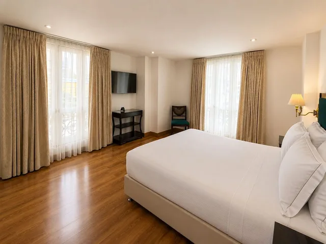 غرفة سوبيريور بسرير كوين، Hotel Le Manoir Bogota 2/10