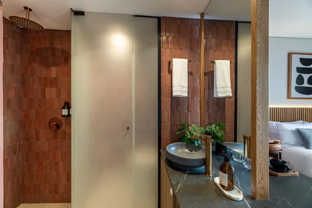 غرفة سوبيريور بسرير مزدوج، Heiss Hotel 7/8