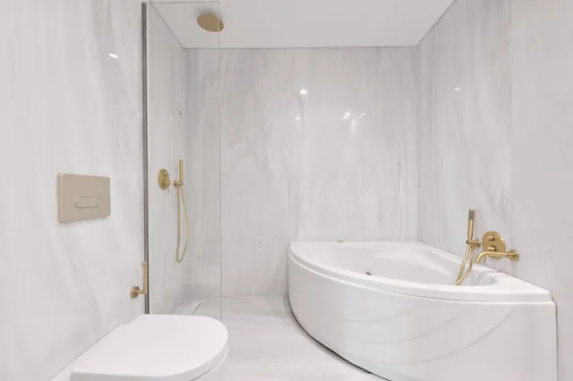 جناح ديلوكس بجاكوزي، The Athenaeum Luxury Experience Hotel 4/5