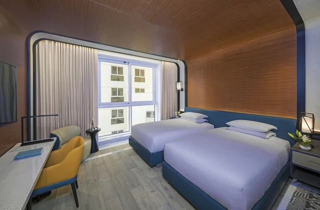 2 Bedrooms, Family Suite, King and Twin Beds, Kitchen, Andaz Dubai The Palm by Hyatt 2/3