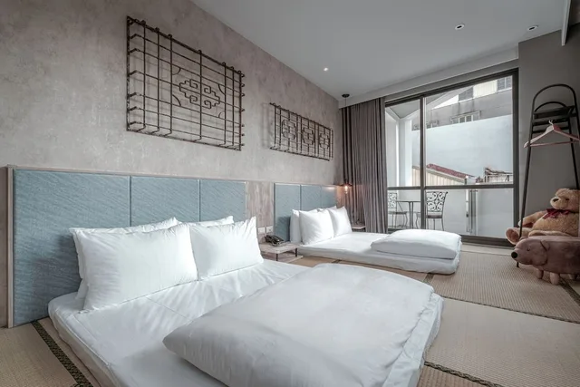 غرفة ديلوكس رباعية بسريرين مزدوجين بشرفة، Somer Hotel 1/3