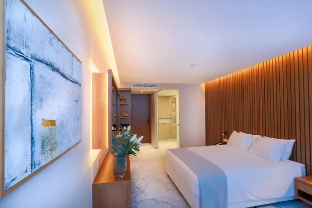 جناح بإطلالة على البحر بشرفة، Radisson Beach Resort Larnaca 4/9