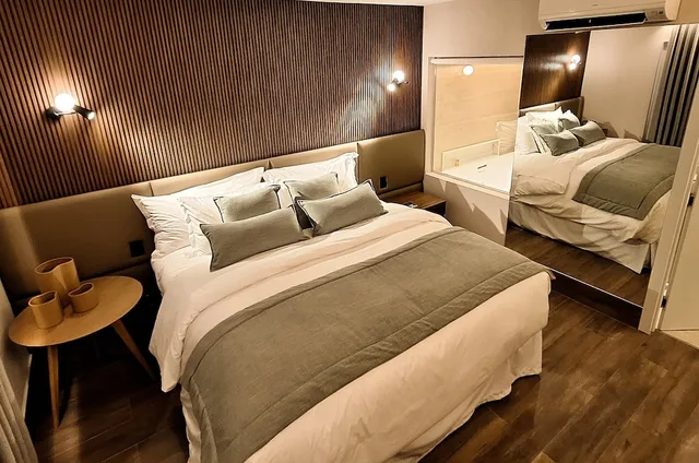 غرفة ملكية بسرير كينج مع أريكة، Hilton Garden Inn Belo Horizonte 1/2