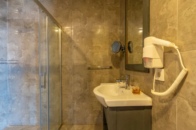 غرفة سوبيريور ثلاثية، AKKAN LUXURY HOTEL 9/10