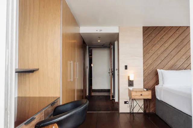Skyline, Penthouse, King Bed، Hotel La Croix 10/10