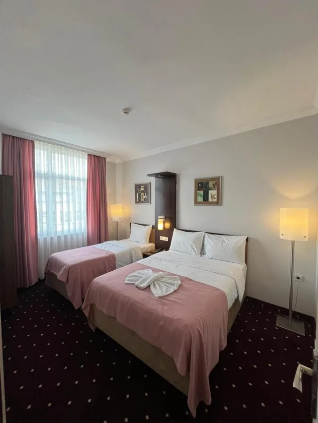 جناح بسرير كينج، Topkapi Hotel 2/4