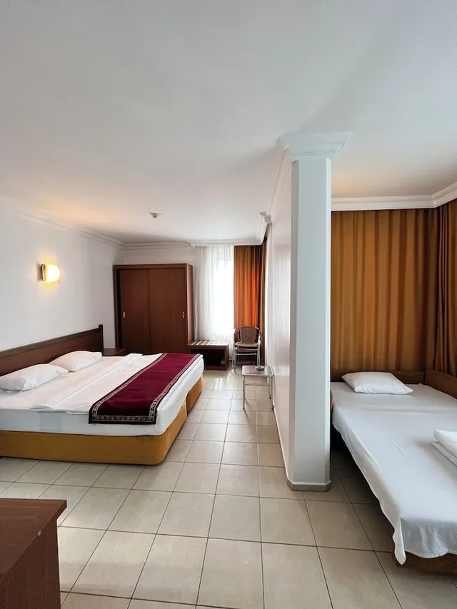 Junior Suite, Partial Sea View, Hotel Royal Hill 3/10