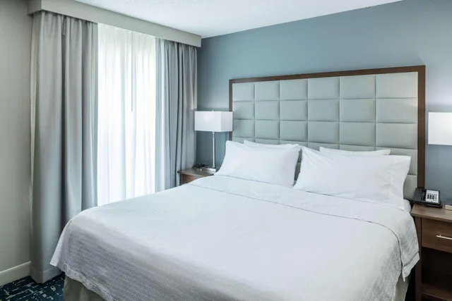 جناح بسرير كينج، Homewood Suites by Hilton Austin NW near The Domain 1/3
