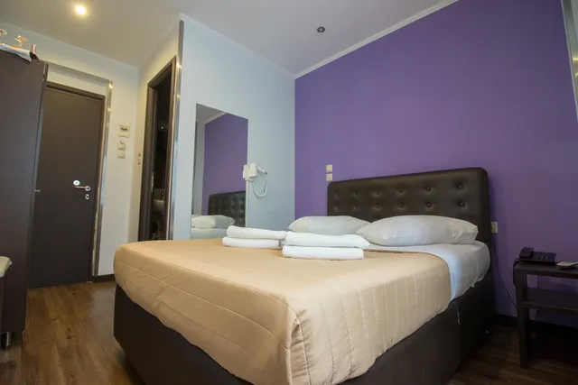 غرفة قياسية بسرير مزدوج، Cosmopolit Athens Hotel 3/8