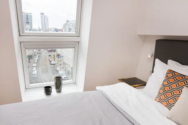 1 Bedroom, Junior, Apartment, King Bed, City View, Executive Level, Sofa, Balcony، Rafael Kaiser - Business Apartments 3/6