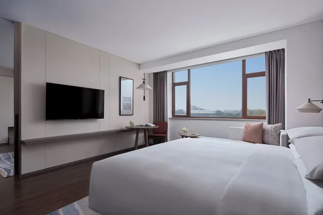 1 Bedroom, Deluxe, Suite, King Bed, Beijing Marriott Hotel Yanqing 1/7