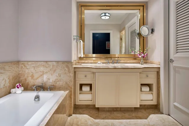 غرفة ديلوكس بسرير مزدوج، The Ritz Carlton Washington D C 4/4