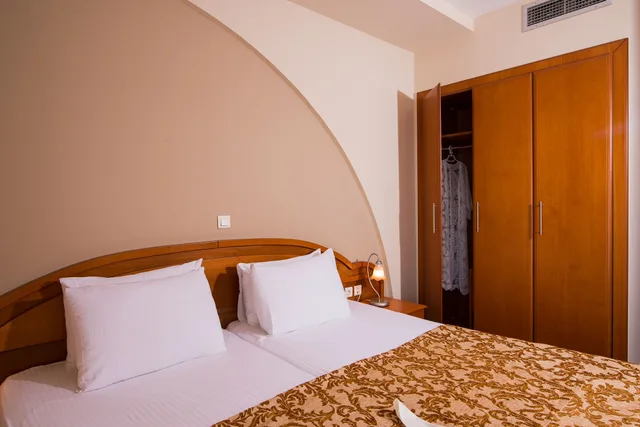 جناح جونيور بإطلالة على البحر، Alexandros Palace Hotel and Suites 7/10