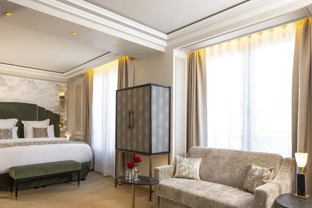 جناح جونيور بسرير كينج بشرفة مع أريكة، Manolita Paris 6/10