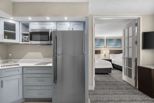 جناح بسريرين مزدوجين بغرفتين مع أريكة، Homewood Suites by Hilton Downers Grove Chicago IL 1/2