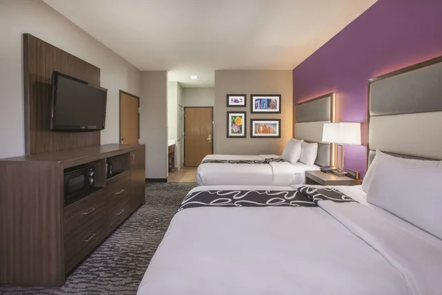 Room, 2 Queen Beds, La Quinta Inn & Suites by Wyndham NW Tucson Marana 1/10