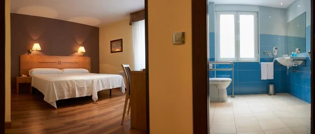 غرفة قياسية ثلاثية، Hotel 40 Nudos 2/3