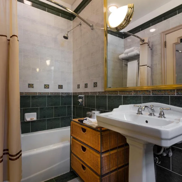 Mini, Suite, 2 Beds، Casablanca Hotel 1/2
