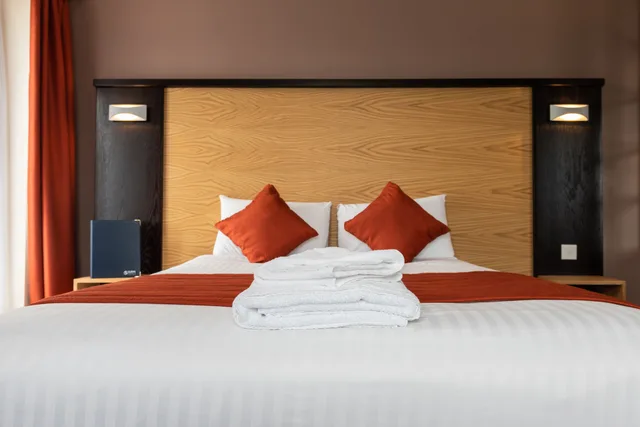 Family, Double Bed, Dragonfly Hotel Bury St Edmunds 3/8