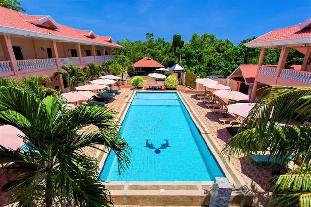غرفة تُحدَّد عند الوصول، Conrada's Place Hotel And Resort 2/2