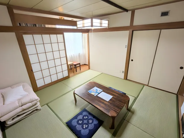 Japanese, Twin Beds, New Wing، Hotel Crown Hills Miyoshi 1/1