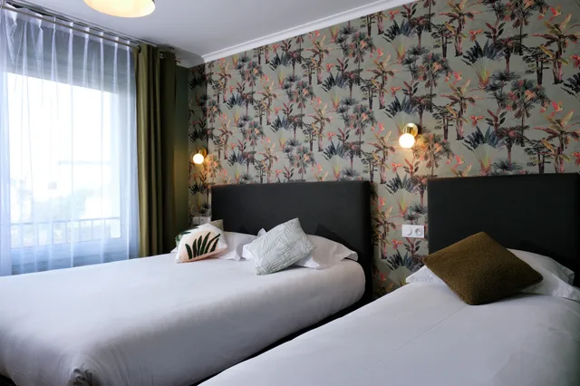 غرفة عائلية، Hotel the Originals Roscoff Armen Le Triton 1/3