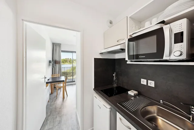 Adjoining, Studio, Suite, Apartment, Queen and Twin Beds, Sofa، All Suites Appart Hotel la Teste de Buch 5/5