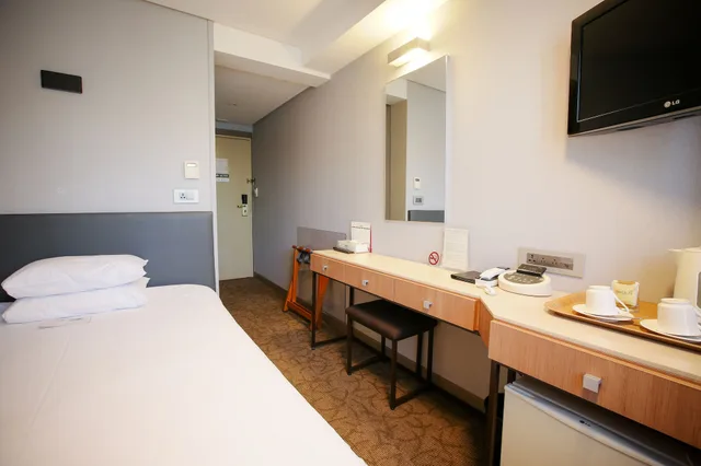 Junior Double Room (NO PARKING)، Savoy Hotel Seoul Myeongdong 7/10