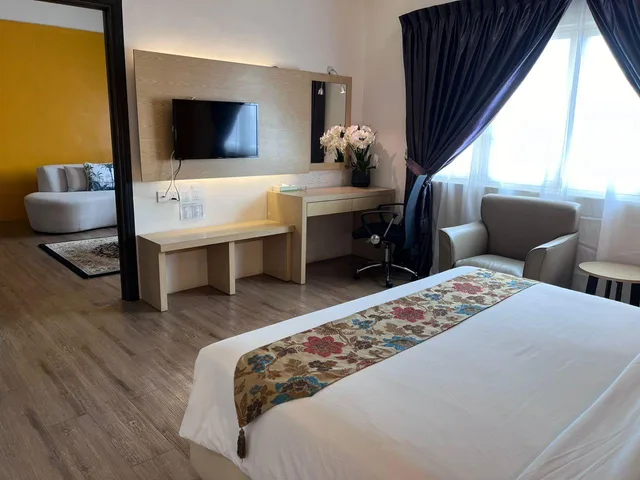 Deluxe, Kingston Hotel 25 at Summit Signature Batu Pahat 4/4
