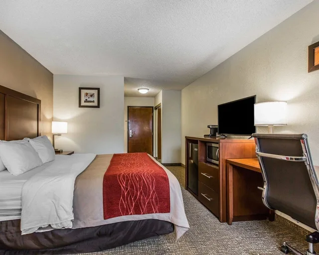 غرفة قياسية بسرير كينج، Comfort Inn Yreka I-5 4/10