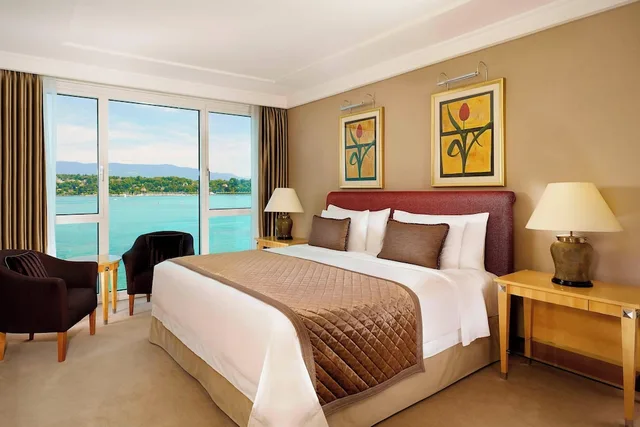 غرفة ديلوكس بإطلالة على البحيرة، Hotel President Wilson, A Luxury Collection Hotel, Geneva 3/7