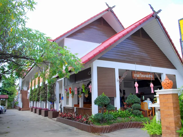 Run of House, Lanna Thai Guest House 1/1