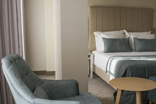 جناح بسرير كينج بشرفة، Montebelo Girassol Maputo Hotel 1/1