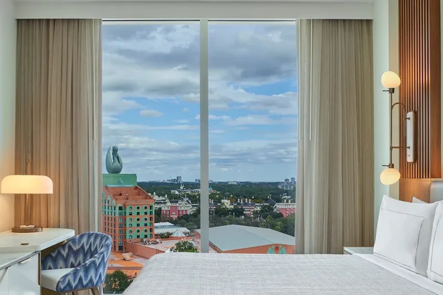 Signature, Suite, 1 King, Sofa Bed (RSP INCLUDED)، Walt Disney World Swan Reserve 10/10