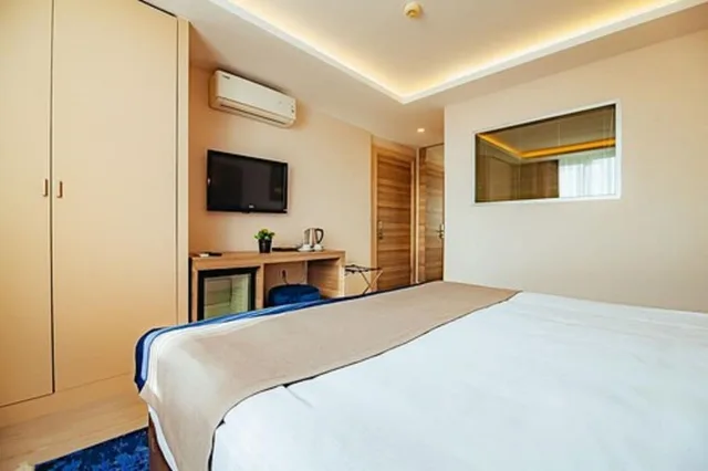 غرفة سوبيريور بسرير كوين، Comfort Beige Hotel 10/10
