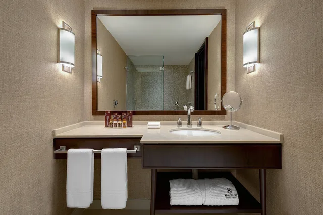 غرفة كلوب بسريرين مزدوجين بإطلالة جزئية على البحر، Sheraton Grand Rio Hotel & Resort 7/7