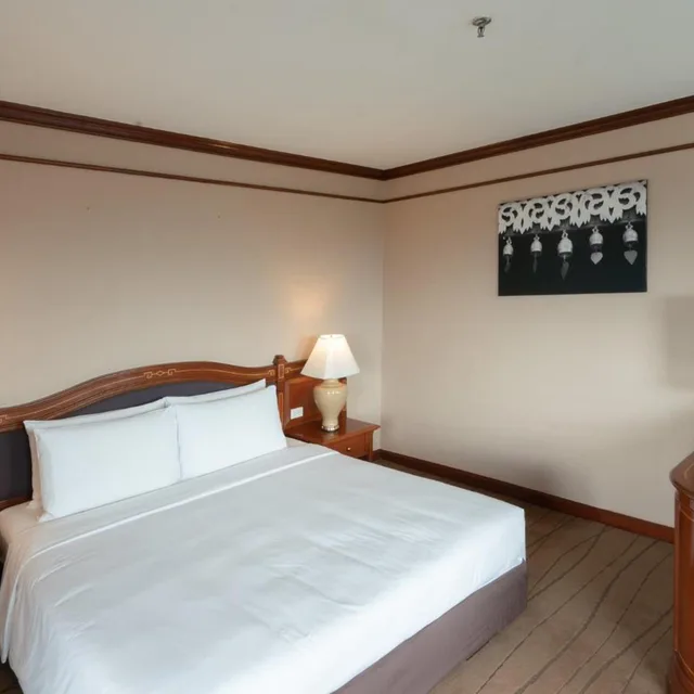 جناح جونيور، Centara Riverside Hotel Chiang Mai 1/7