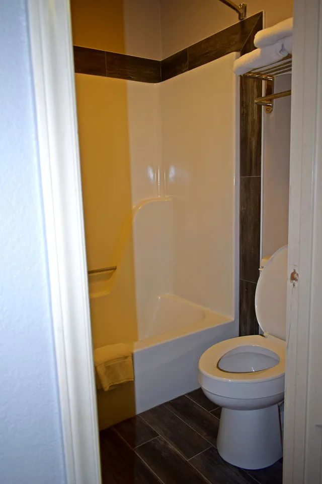 غرفة بسريرين كوين للمدخنين، Super 8 by Wyndham Fort Chiswell Wytheville Area 3/5