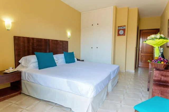 Standard, Twin Beds, Aeropuerto Sur 4/10