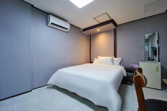 غرفة سوبيريور بسرير مزدوج، Seoul Central Hotel 1/1